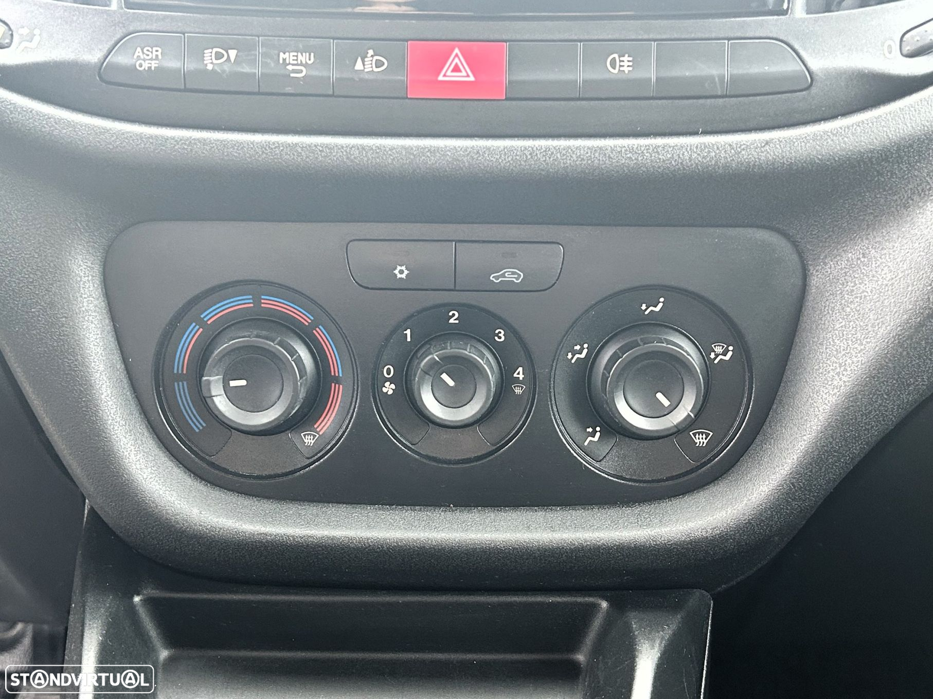 Fiat Doblo 1.6 MJ Maxi Light 3L - 18