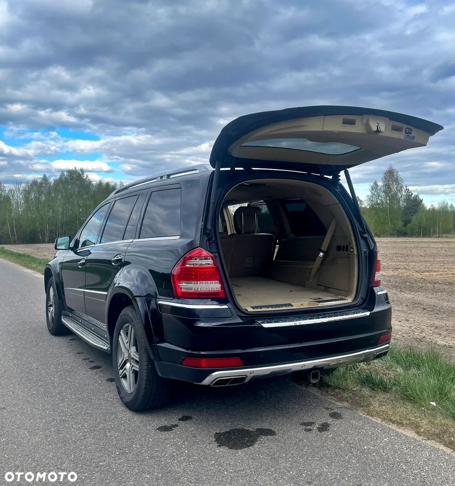 Mercedes-Benz GL - 5
