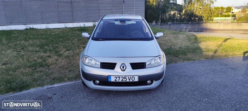 Renault Mégane 1.5 dCi Confort Dynamique - 9