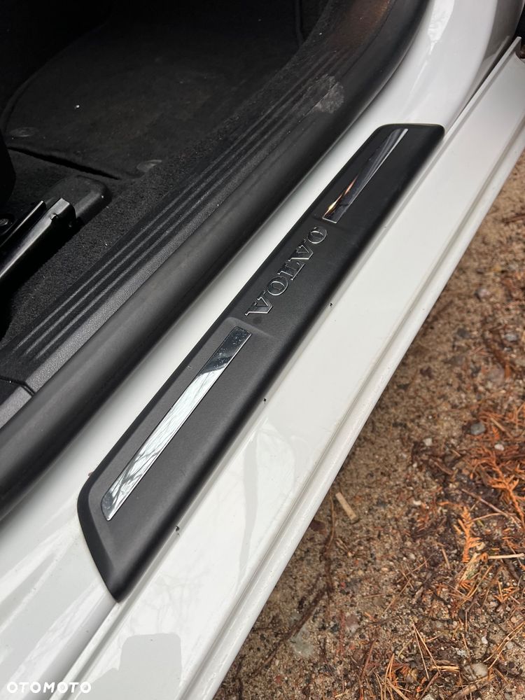 Volvo V40 D3 Geartronic Inscription - 25