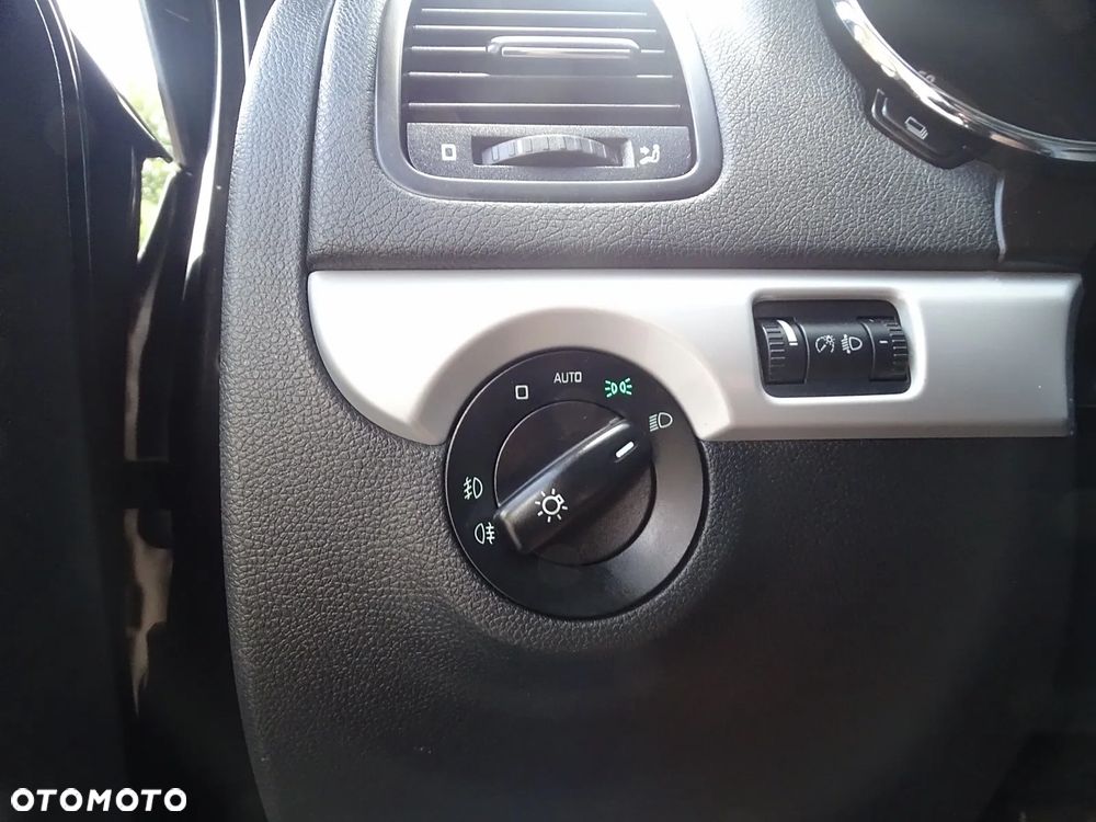 Skoda Yeti 1.2 TSI Ambition PLUS EDITION - 31