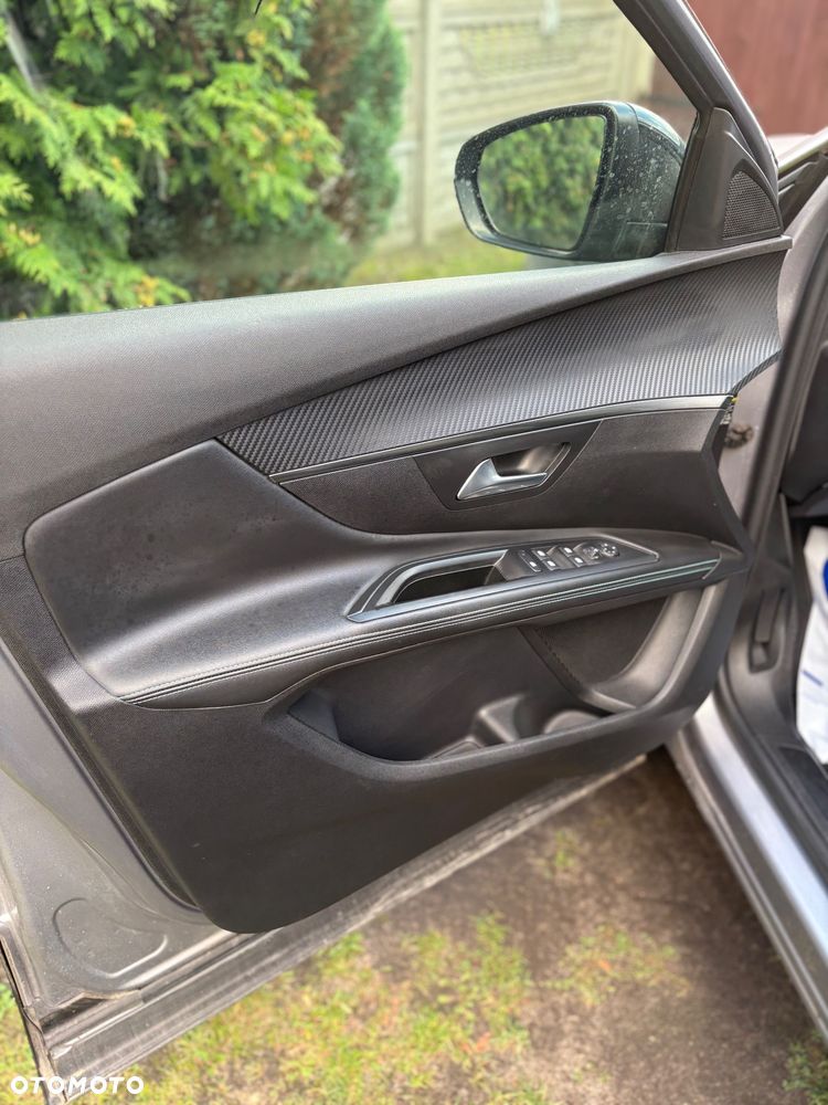 Peugeot 5008 BlueHDi 130 Allure Pack - 14