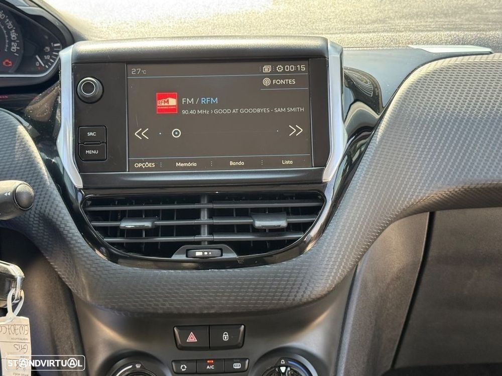 Peugeot 208 1.2 PureTech Style - 11