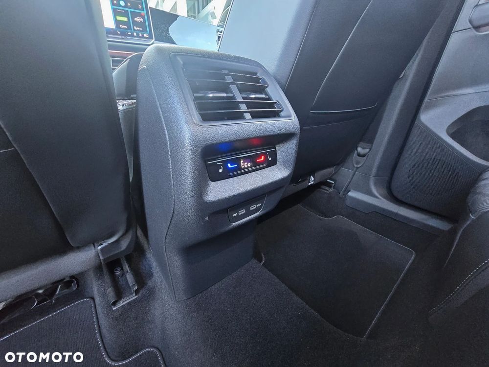Volkswagen Tiguan - 20