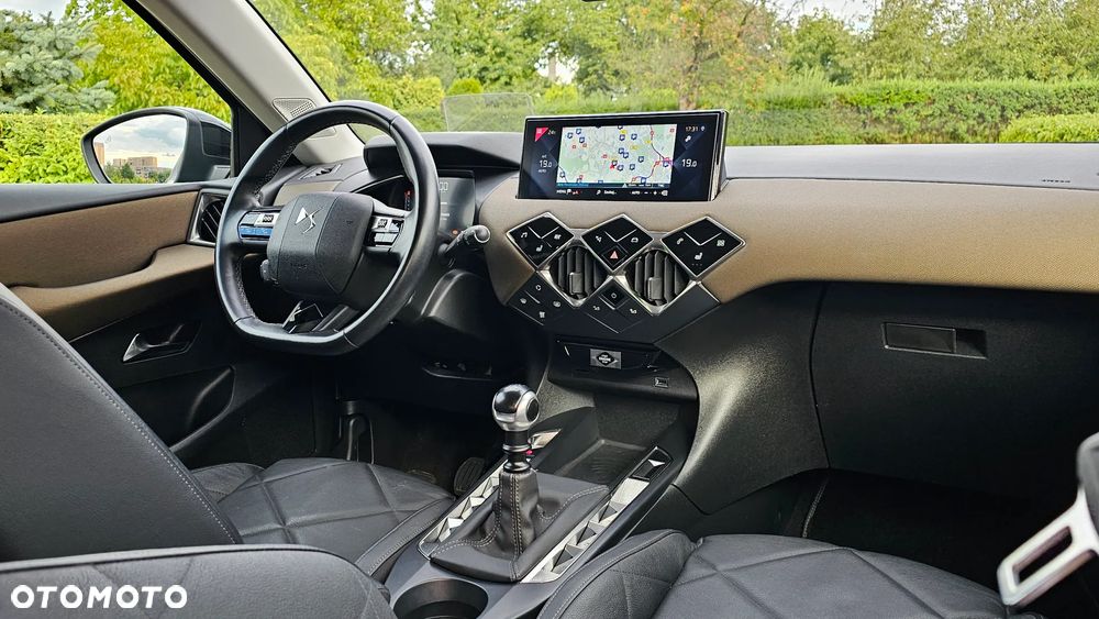 DS Automobiles DS 3 Crossback 1.2 PureTech So Chic - 16