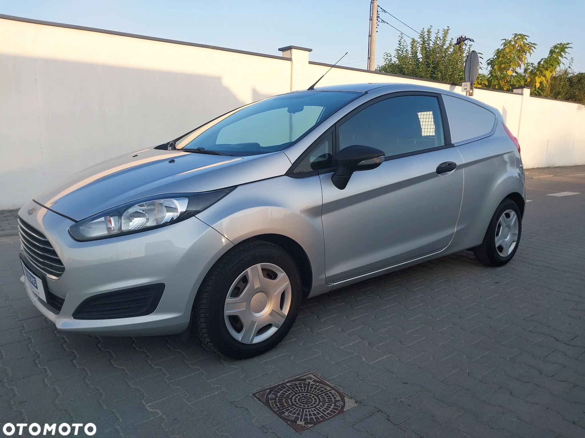 Ford Fiesta 1.6 TDCi DPF Trend - 1