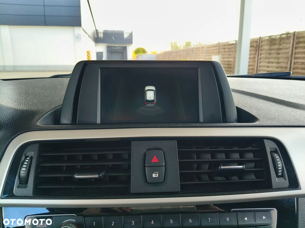 BMW Seria 1 116d Advantage - 24