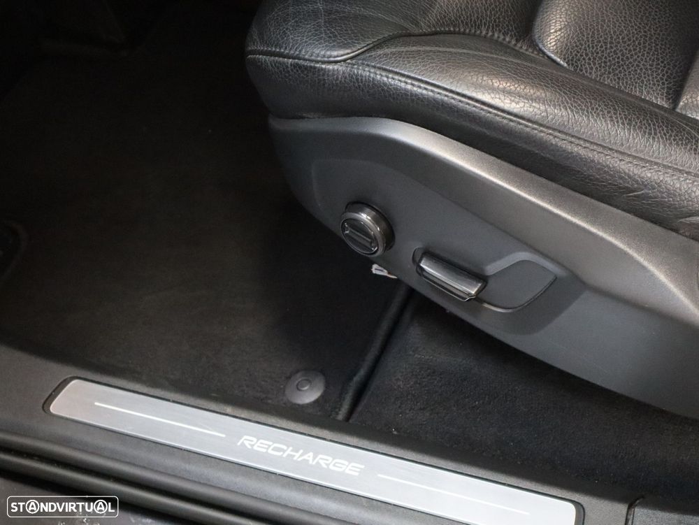 Volvo XC 90 2.0 T8 PHEV Core AWD - 19