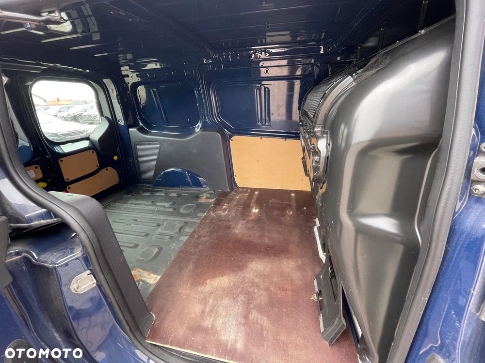 Ford Transit Connect - 22
