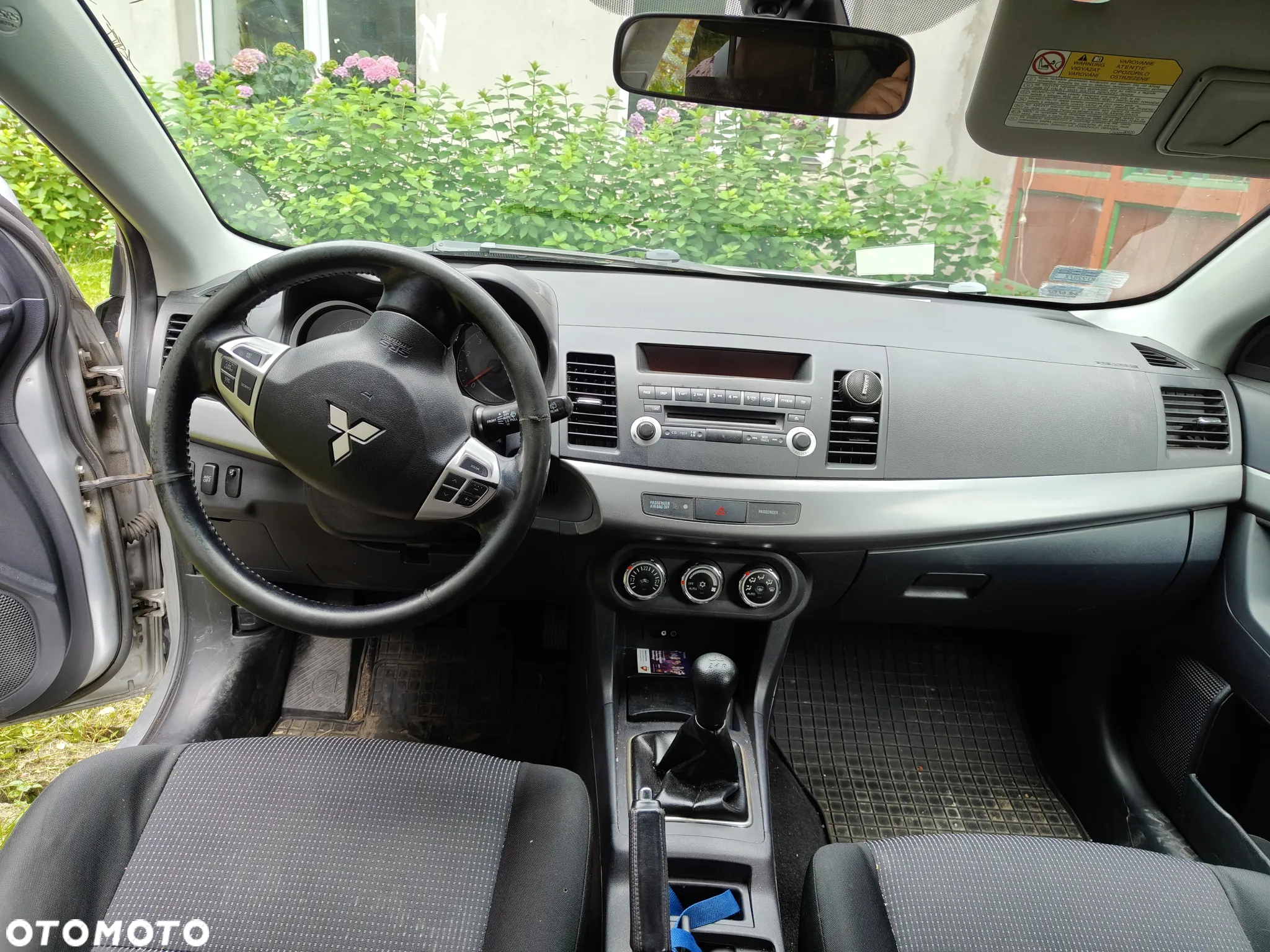 Mitsubishi Lancer 1.8 Inform LPG - 10