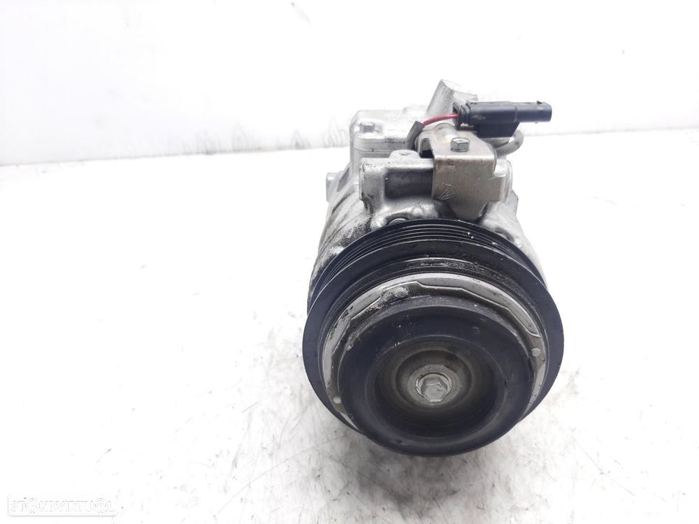 COMPRESSOR DE AR CONDICIONADO MERCEDES-BENZ VITO - 1