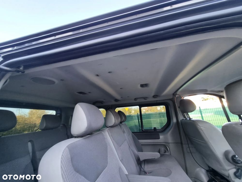 Opel Vivaro Tour - 17