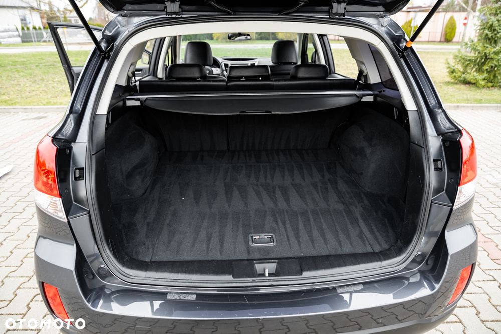 Subaru Outback 2.5i Comfort AT - 20