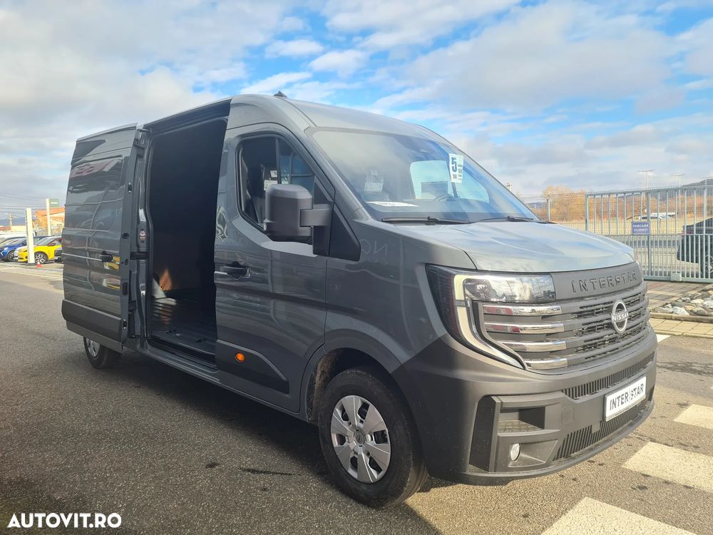 Nissan INTERSTAR - 4