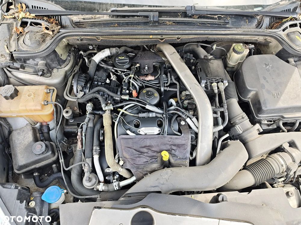 Zderzak maska drzwi silnik części Peugeot 407 Coupe EZRC 2.7 HDi - 26