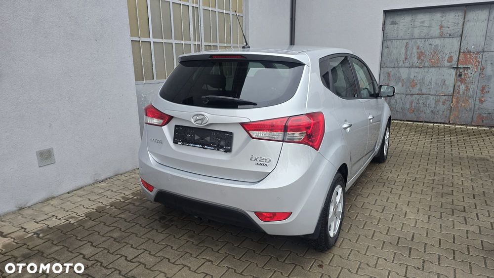 Hyundai ix20 1.4 CRDi Trend - 31