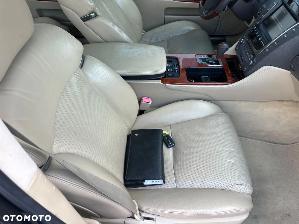 Lexus GS 450h Prestige + - 19
