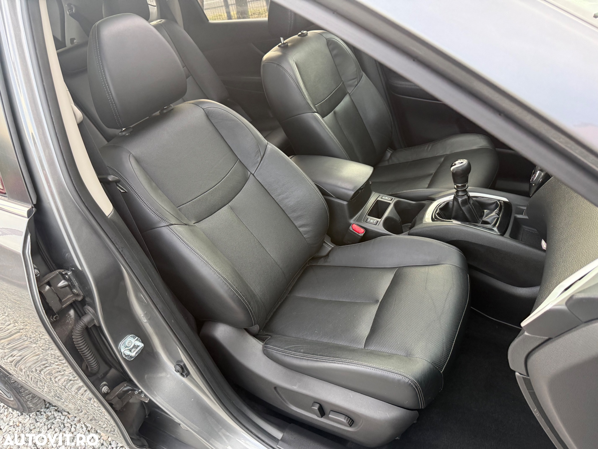 Nissan X-Trail 1.6L dCI Start/Stop Tekna - 6