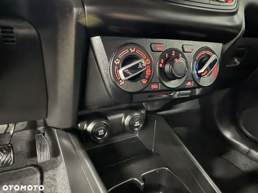 Suzuki Swift - 30