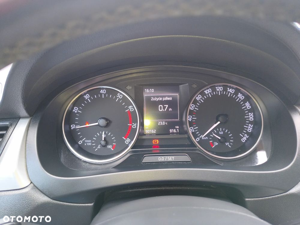 Skoda RAPID 1.2 TSI Ambition - 7
