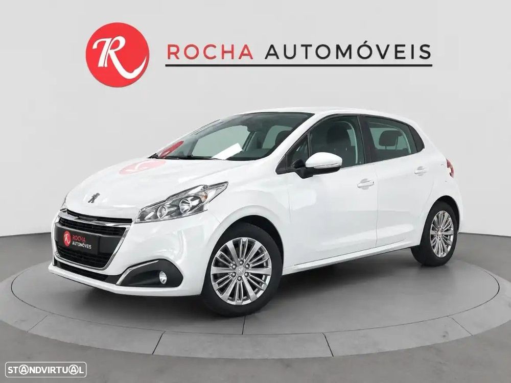 Peugeot 208 - 1