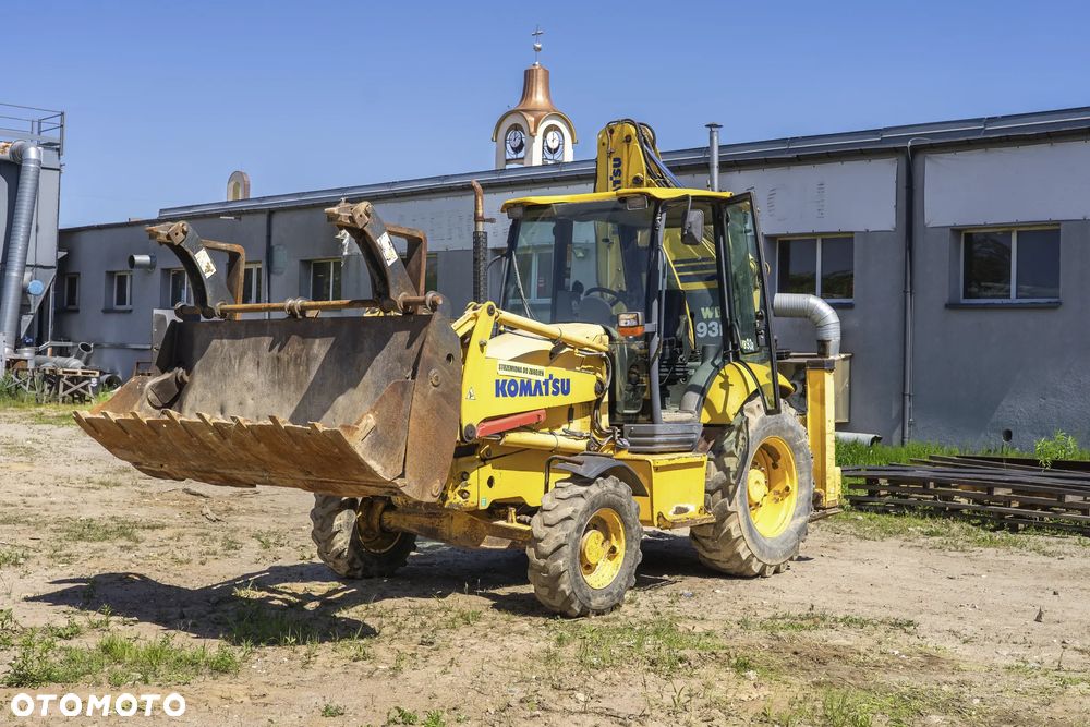 Komatsu WB93R-5 - 8