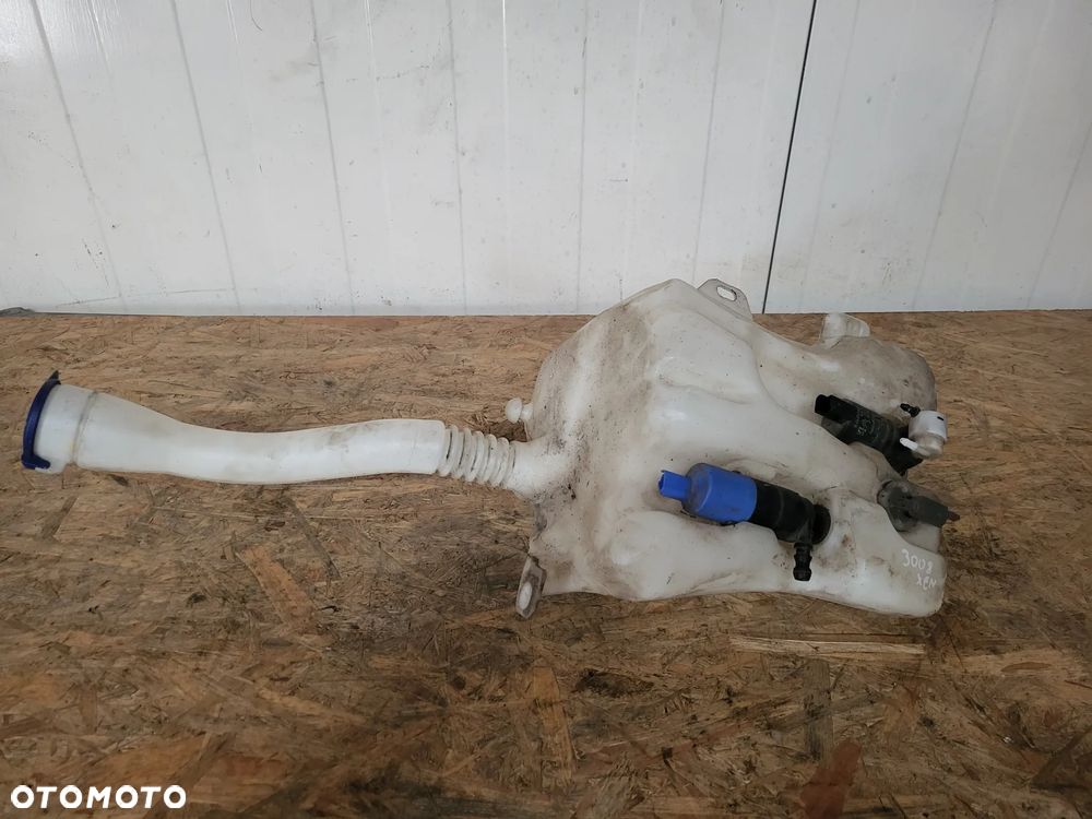 Zbiorniczek płynu spryskiwaczy Peugeot 3008 5008 Xenon - 1