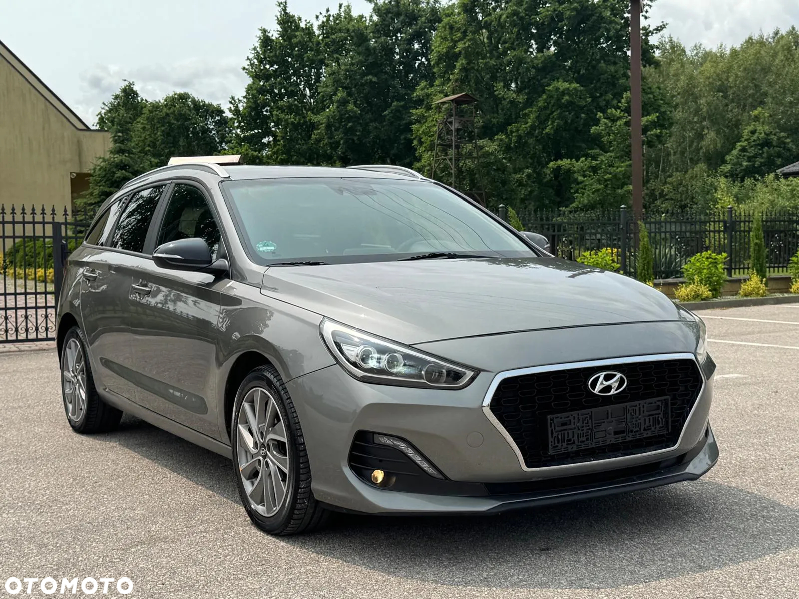 Hyundai i30 Fastback 1.4 T-GDI GPF Premium DCT - 37