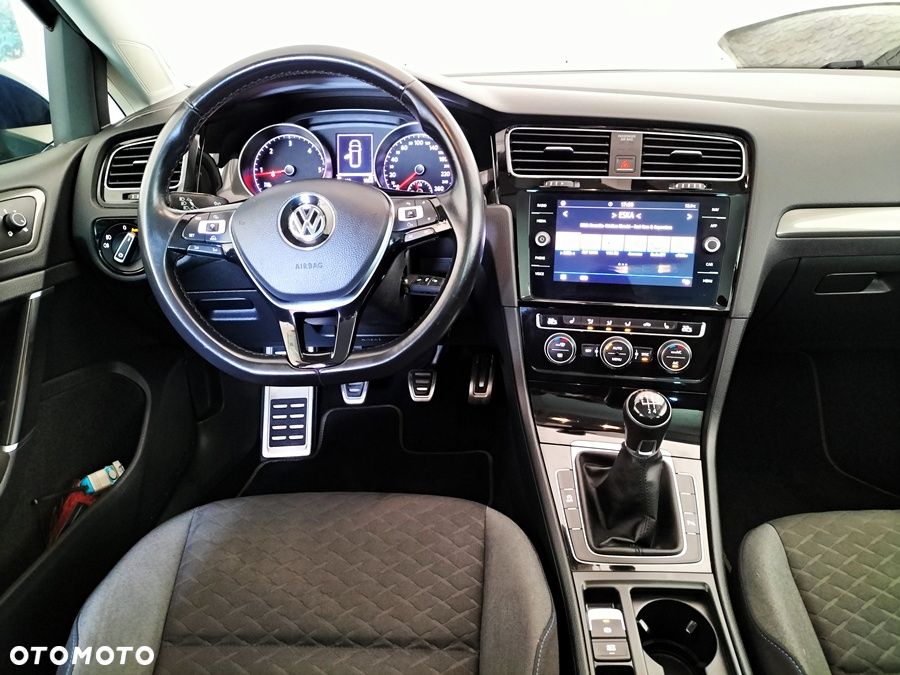 Volkswagen Golf 1.6 TDI SCR Join - 19