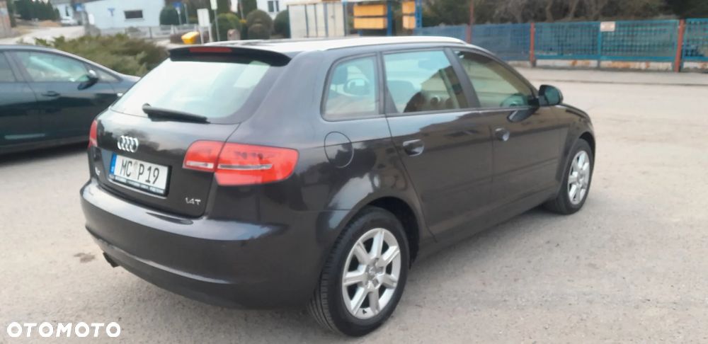 Audi A3 Sportback - 13