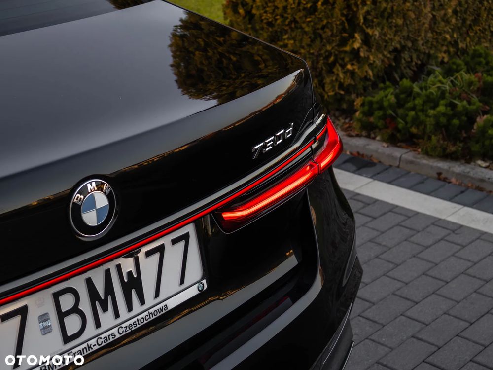 BMW Seria 7 730d xDrive mHEV sport - 7