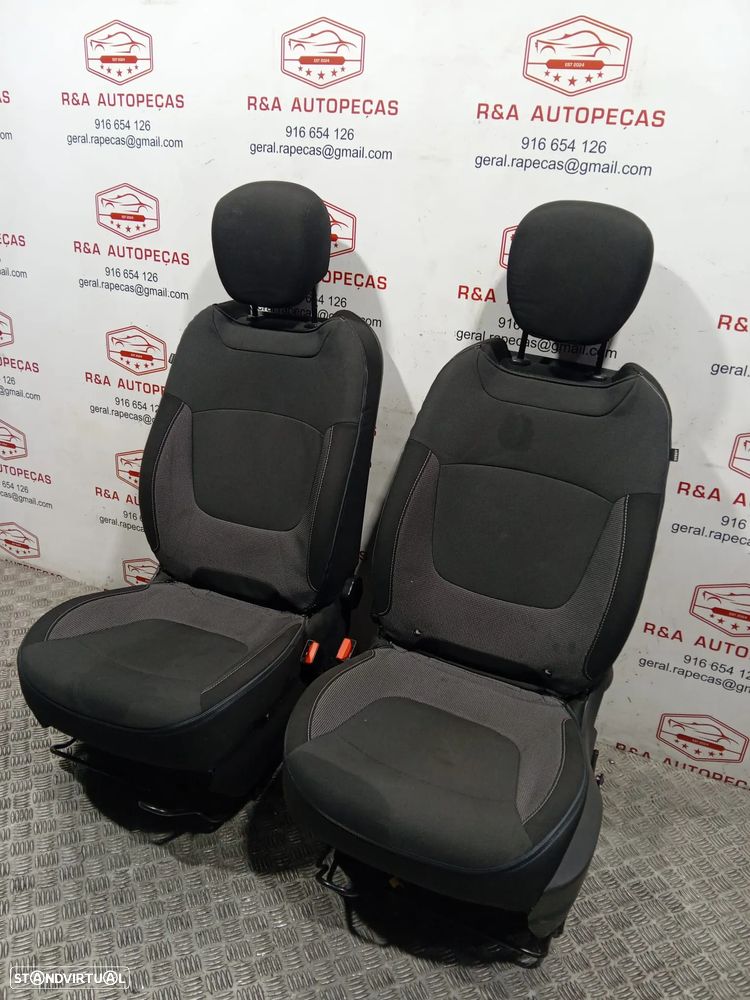 Conjunto de Bancos Renault Captur em Tecido Original - 7