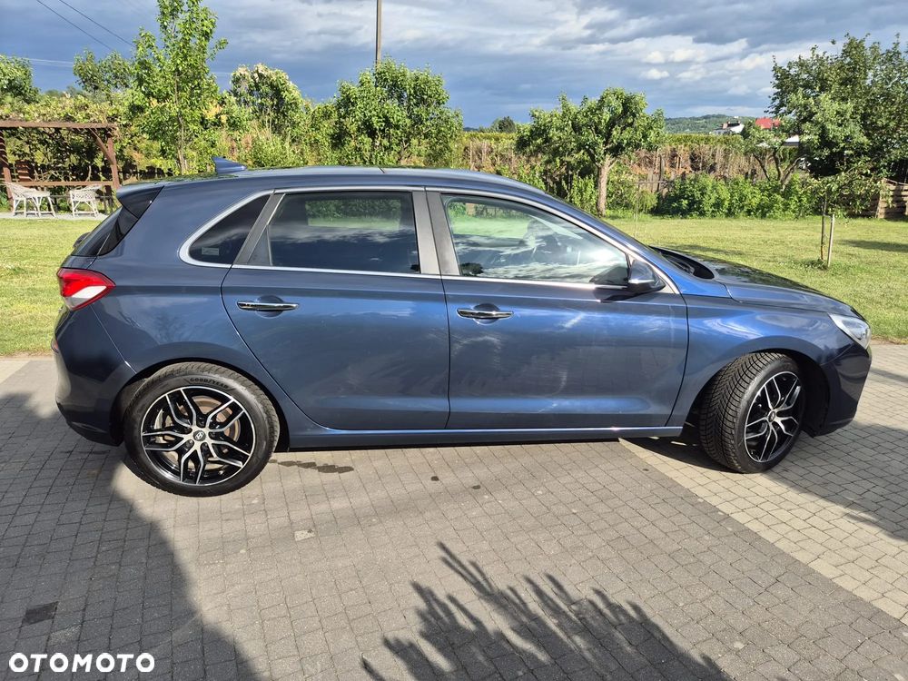 Hyundai i30 1.4 T-GDI Premiere Luxury - 8