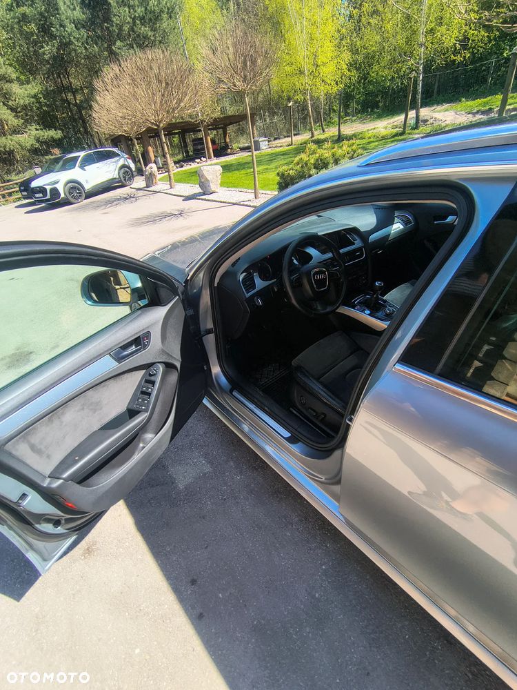 Audi A4 Avant - 13