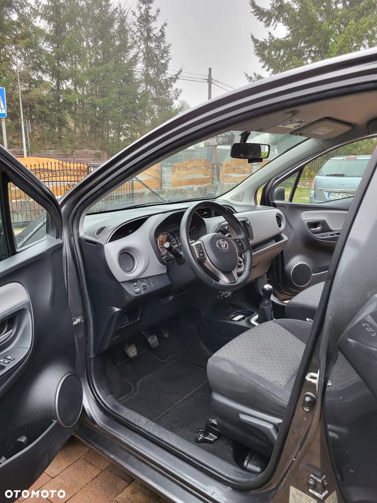 Toyota Yaris 1.0 Luna - 13