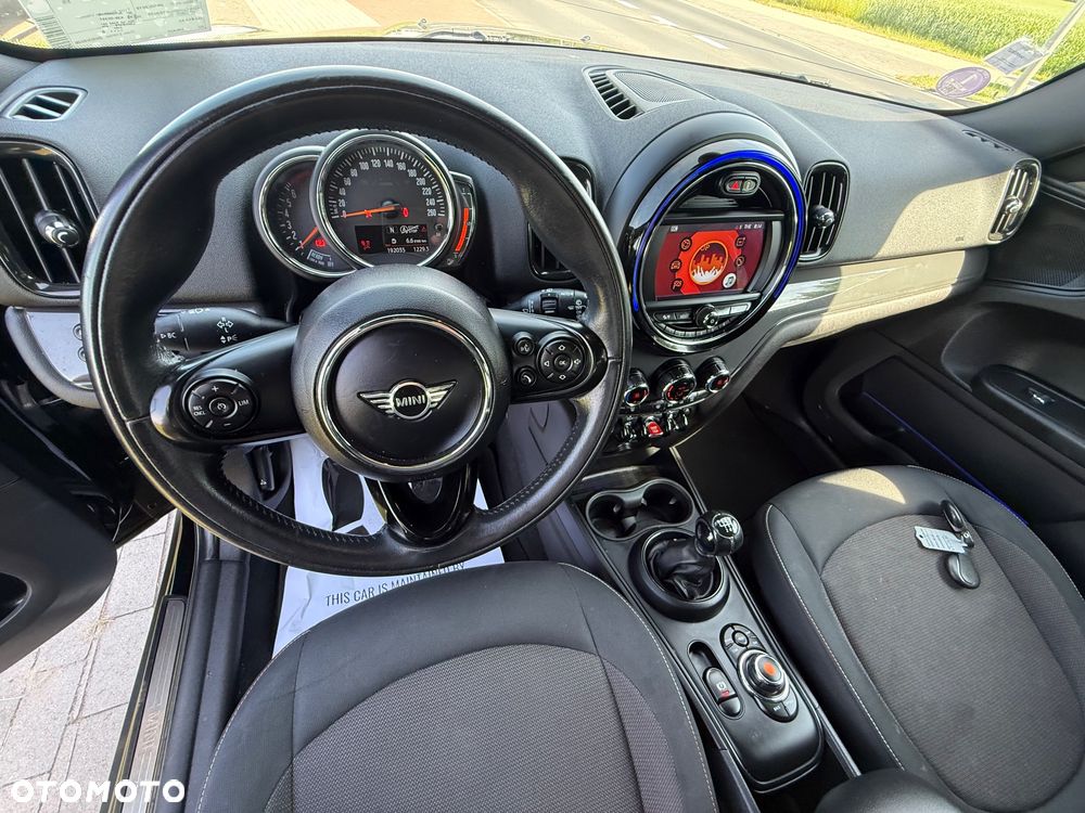MINI Countryman One Blackyard - 29