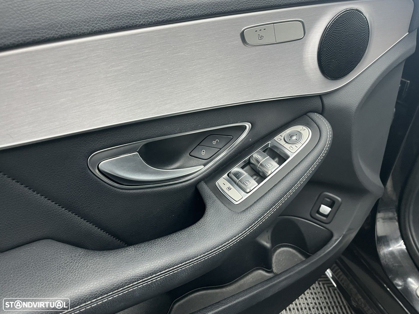 Mercedes-Benz C 200 - 10
