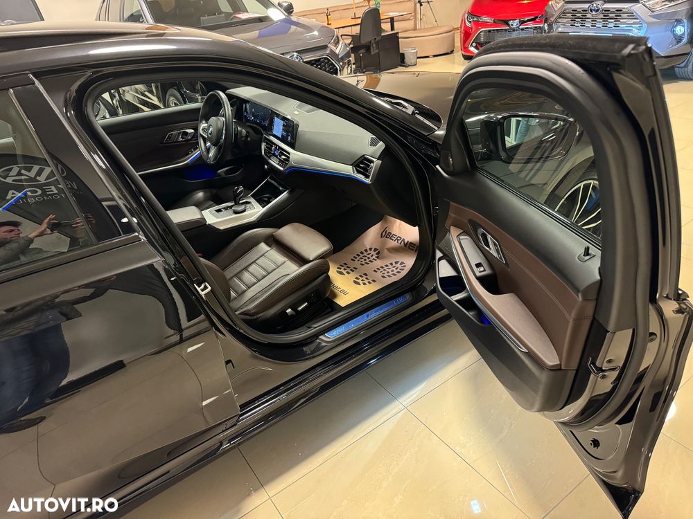 BMW Seria 3 330i xDrive AT - 9