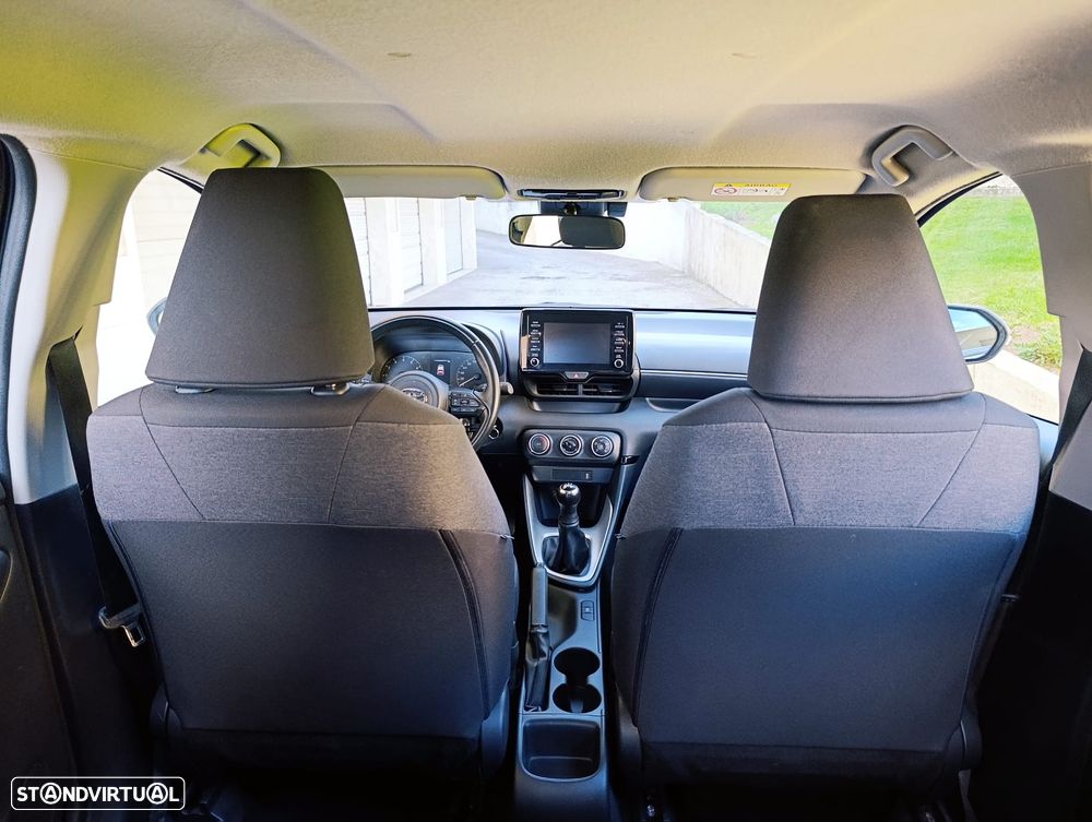 Toyota Yaris 1.0 VVT-i Exclusive - 13