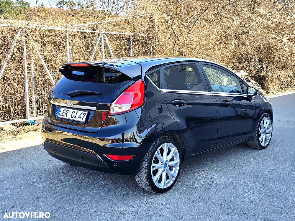 Ford Fiesta 1.6 TDCI Individual - 11