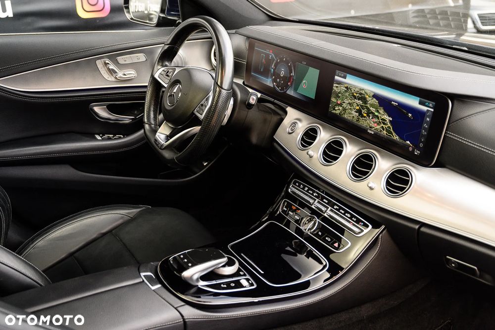 Mercedes-Benz Klasa E 220 d 4-Matic 9G-TRONIC - 15