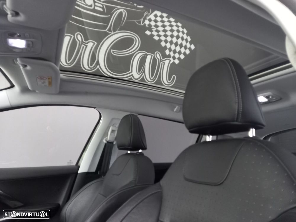 Peugeot 2008 1.2 PureTech Allure - 11