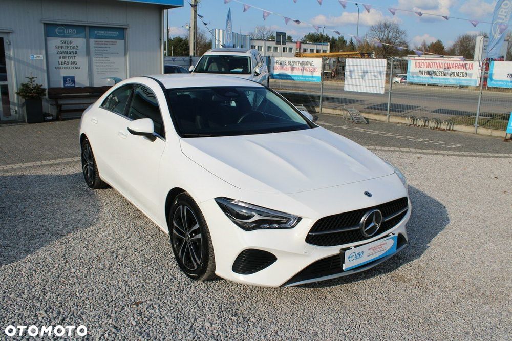 Mercedes-Benz CLA - 4