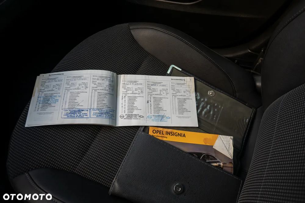 Opel Insignia 2.0 CDTI Sport - 32