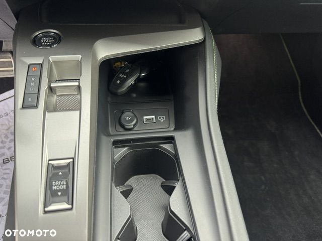 Peugeot 308 180 e-EAT8 GT - 17