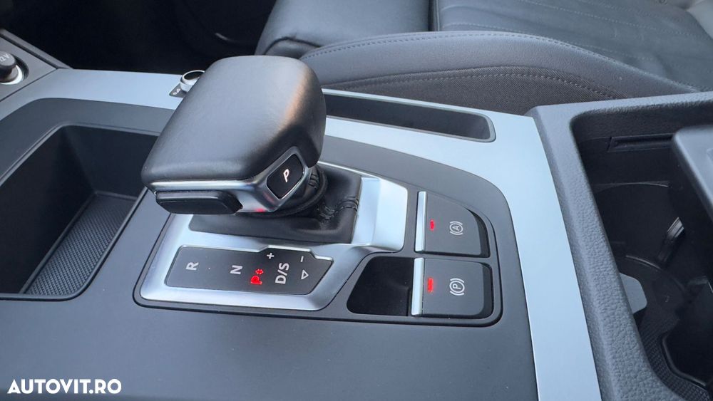 Audi Q5 50 TFSIe quattro S tronic - 28