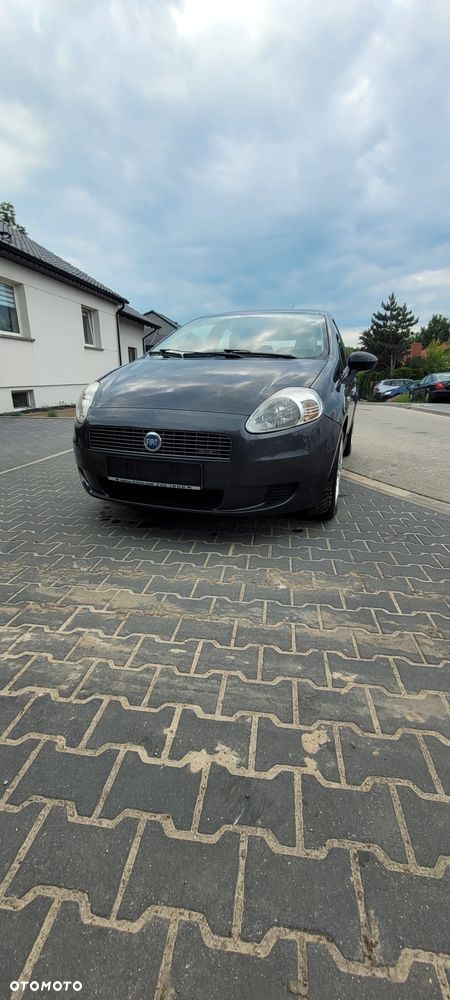 Fiat Grande Punto - 9