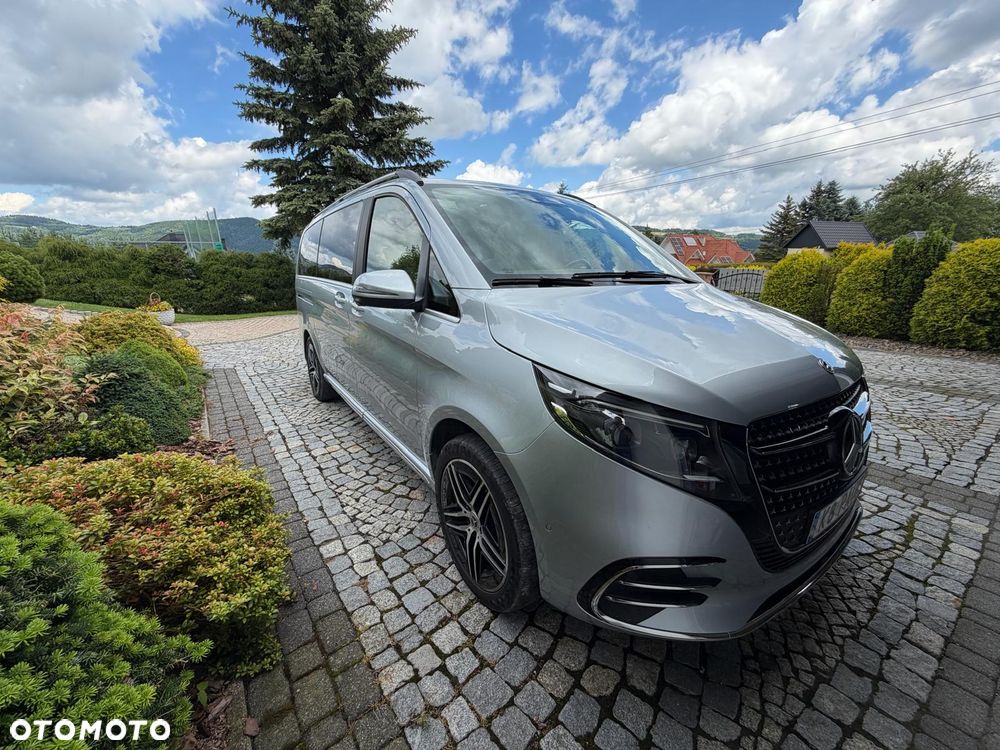 Mercedes-Benz Klasa V 300 d 4-Matic 9G-Tronic Exclusive (d³ugi) - 3