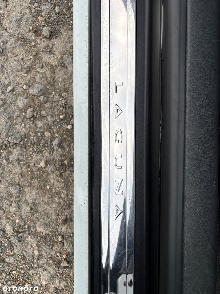 Renault Laguna dCi 150 FAP - 15