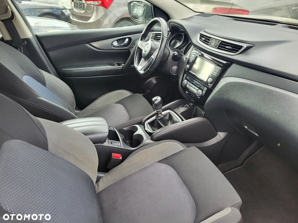Nissan Qashqai 1.3 DIG-T Tekna - 22